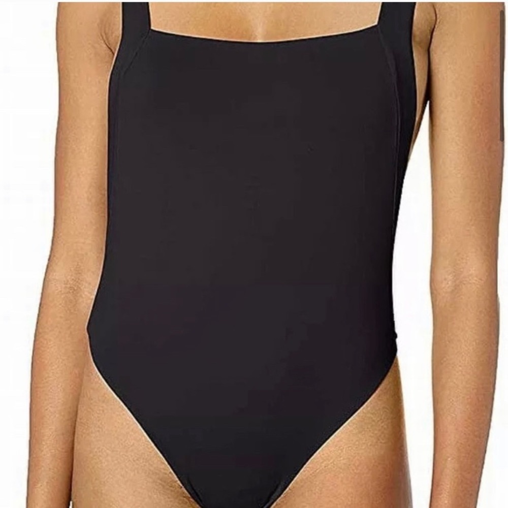 Brand new billabong one piece
